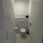 Vh9 * Budapest
